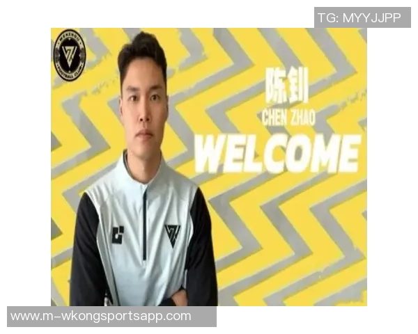 足球陈钊的传奇之路从青涩少年到职业球员的成长故事