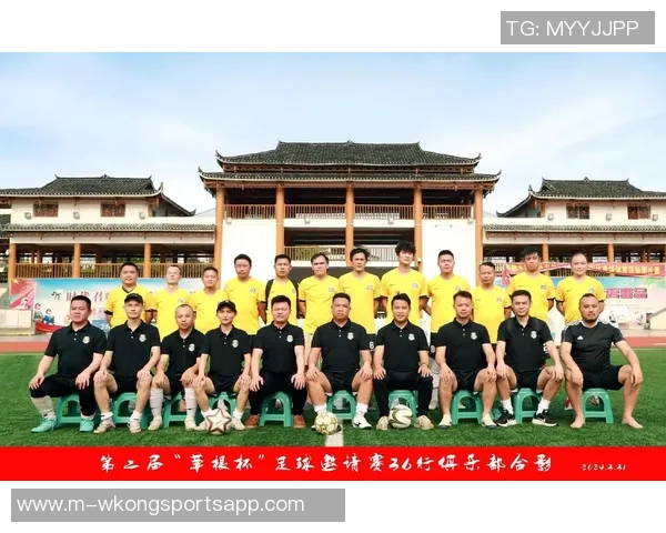 足球训练的乐趣与挑战如何塑造我们的团队精神与个人技能